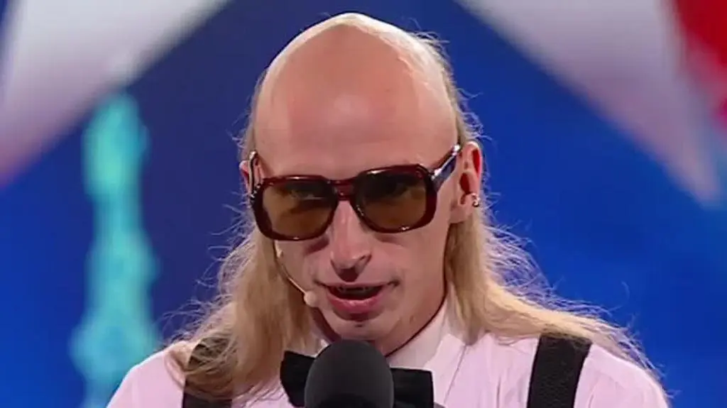 d0cf8d23-5574-44ab-bf8a-c562ffbc39a4-480p (1)