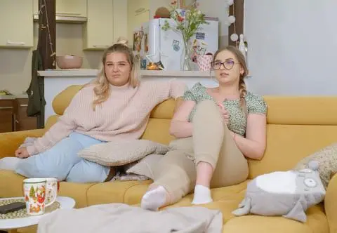 Gogglebox: To oni dołączają do ekipy komentatorów sprzed telewizora! Kim są?