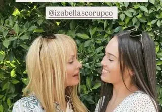 Izabella Scorupco na zdjęciu z 27-letnią córką. Julia Scorupco jest podobna do sławnej mamy?