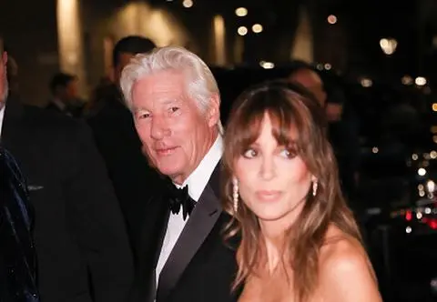 Richard Gere nie szczędzi czułości o 34 lata młodszej żonie. Jak się prezentowali?