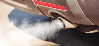 UE hamuje przed zakazem spalinówek. Rok 2035 już nie jest pewny 