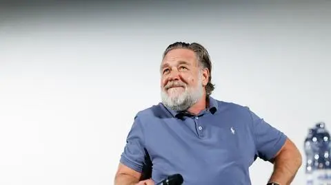 Russell Crowe zaskoczył formą. Aktor przeszedł spektakularną przemianę! Jak teraz wygląda?