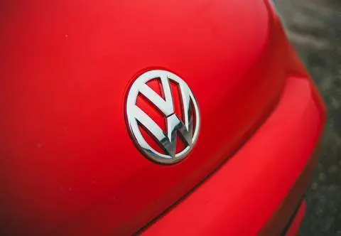 Volkswagen obniża prognozy. Cła Trumpa kosztują koncern 1,5 mld euro 