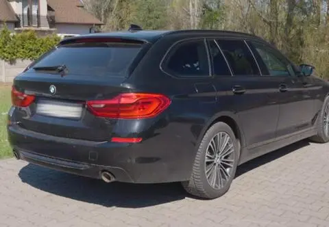 BMW z zablokowanym hamulcem, hybrydowa Toyota i Audi S7. Nowe awarie w Jeździć, obserwować