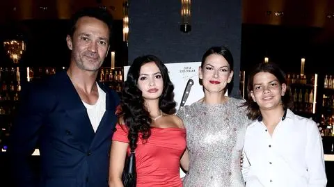 Rafał Cieszyński i Alżbeta Lenska z rodziną