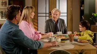 "Na Wspólnej", odcinek 4018, Juliusz i Szulcowie