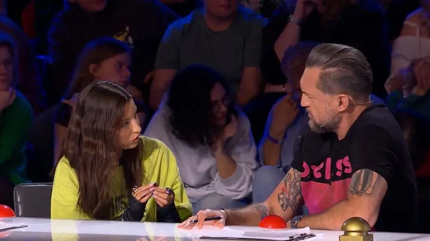 Czy Julia Wieniawa "umawia się ze starymi dziadami"? Takiego pytania ze strony Marcina Prokopa nikt się nie spodziewał! Zobacz co wydarzy się w 5. odcinku "Mam Talent!"