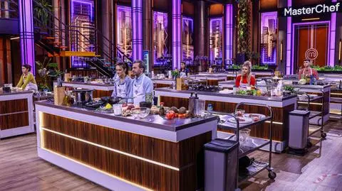 Piotr i Agnieszka Głowaccy oraz Grzegorz Zawierucha w "MasterChef Nastolatki 2"