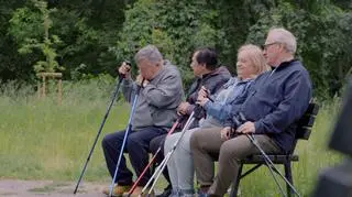 "Na Wspólnej" odc. 4090, Włodek z przyjaciółmi