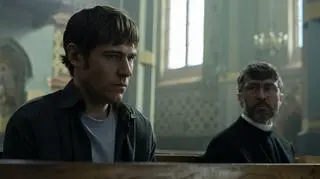 Niebo. Rok w piekle, odcinek 1