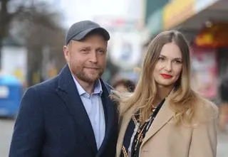 Karolina Szymczak i Piotr Adamczyk pożegnali ukochanego psa. "Kawałek mojego serca będzie należał tylko do niej"