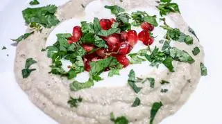  
Baba ganoush z musem z fety i granatem