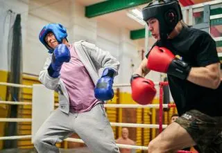 "Na Wspólnej" odc. 4151. Ojciec Elizy znokautowany! Przeżyje?! [STRESZCZENIE]