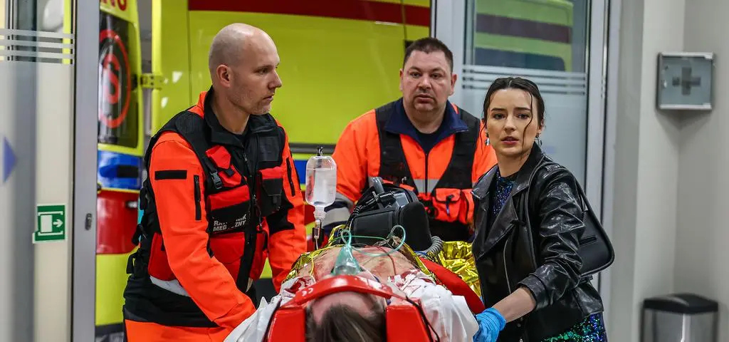 "Szpital św. Anny", odc. 129. Zyta ujawniła przekręty Streckera, Wrońscy zapowiedzieli walkę o stanowisko dyrektora [STRESZCZENIE]