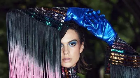 Top Model: Sesja w stylu glam rock