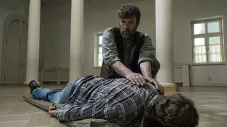 Niebo. Rok w piekle, odcinek 1