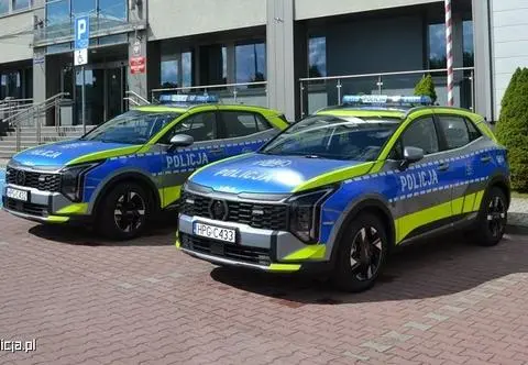 Policja odbiera nowe radiowozy. Do służby trafi blisko 60 nowych SUV-ów