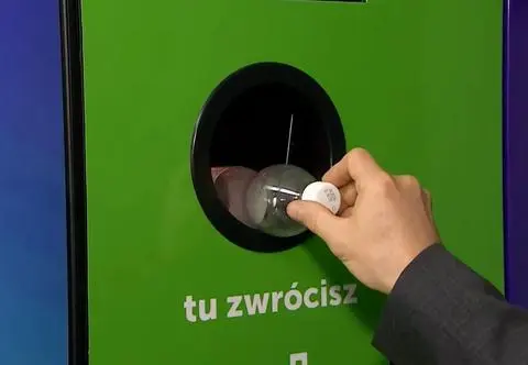 System kaucyjny wszedł w życie - jak będzie na stacjach benzynowych?