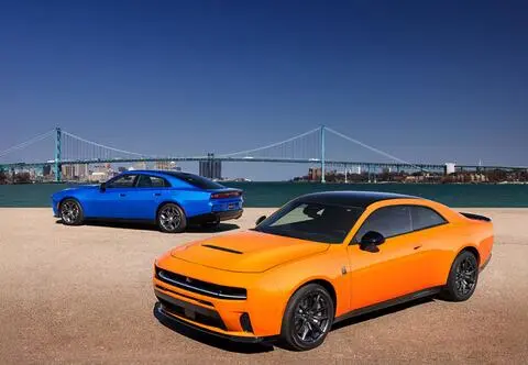 Dodge wraca do benzyny: Charger Sixpack wchodzi do gry  