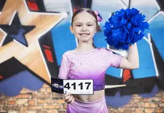 Mała wojowniczka wielkiej sceny – Liliana Urbańska podbiła serca widzów ''Mam Talent!''! Jurorzy byli zauroczeni