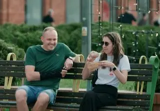 Wielkie zaskoczenie u Kai i Krystiana. Śmiech, radość i miłe gesty. "Po prostu mi typa w domu brakowało!"