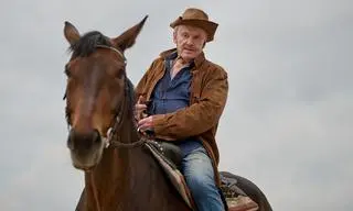 Daniel Olbrychski w "Na Wspólnej"