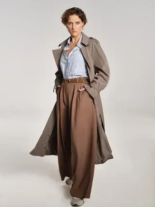 Aleksandra Domańska jako Laura Lind w serialu "Młode gliny"