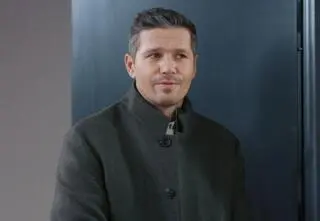 Psychopata prawie zniszczył jej życie. Jak zakończyła się dramatyczna historia Oli i Alana z "Na Wspólnej"?