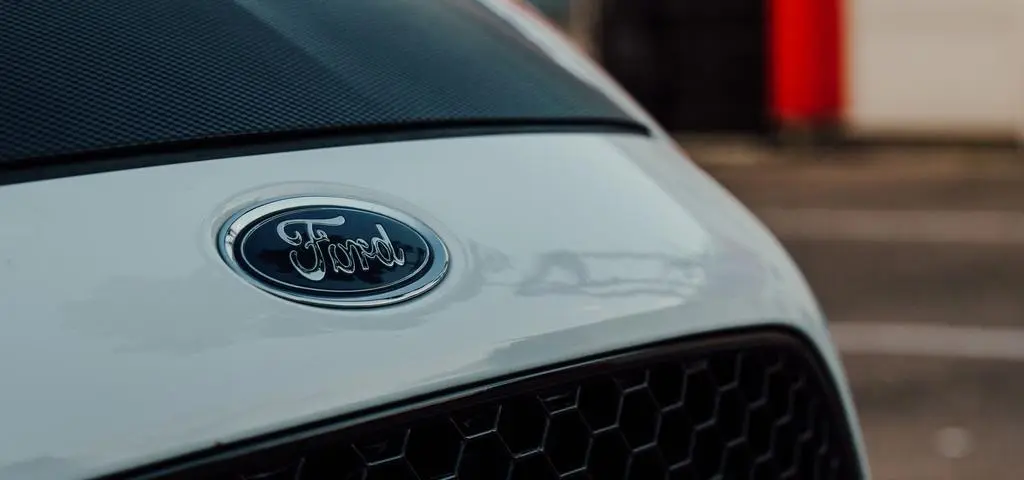 Ford zwolnił inżynierów, postawił na AI. Teraz zatrudnia ich z powrotem