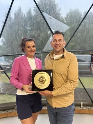 Ania i Łukasz - Pokoje Hotelowe Lila