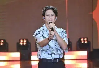 Top of the Top Sopot Festival 2024. Oskar Cyms rozgrzał publiczność do czerwoności