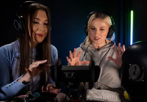 Co słychać?: Czym jest ASMR i dlaczego jest tak relaksujący?