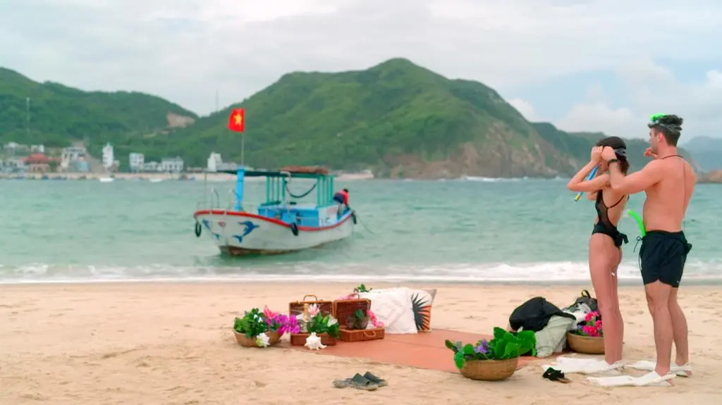 TVN7_PRORES_HOTEL_PARADISE_S09_ODC_19