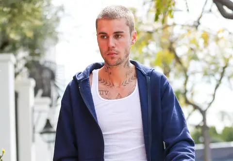 Justin Bieber wyznał, że doświadczył ogromnego bólu. "Poczułem, że tonę"