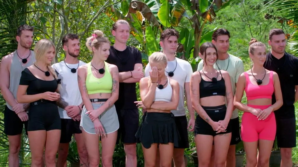 TVN7_PRORES_HOTEL_PARADISE_S10_ODC_20