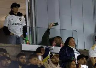 Dan Reynolds i Minka Kelly przyłapani na czułościach