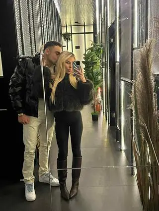 Samanti z partnerem