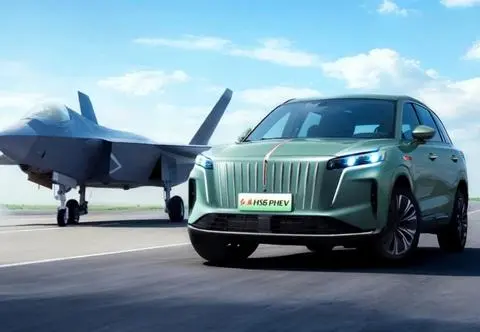 Chiński SUV premium rekordzistą świata – Hongqi HS6 Plug‑in Hybrid przejechał aż 2 327 km na jednym ładowaniu i tankowaniu