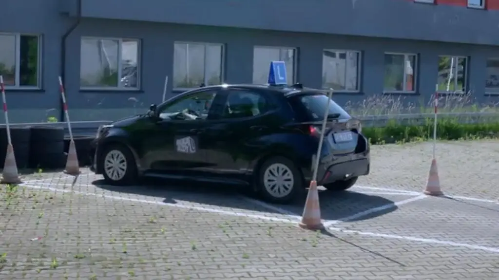 Szkolenie na placu manewrowym.
