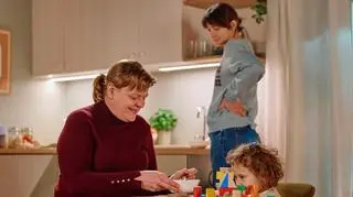 "Na Wspólnej" odc. 4215, Brygida z matką i córeczką