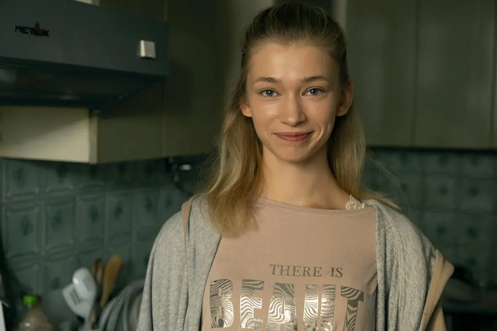 LENA (20) / MARY PAWŁOWSKA