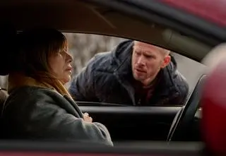 Dramatyczne wydarzenia w "Na Wspólnej". Basia w szpitalu po brutalnym napadzie. Przeżyje?