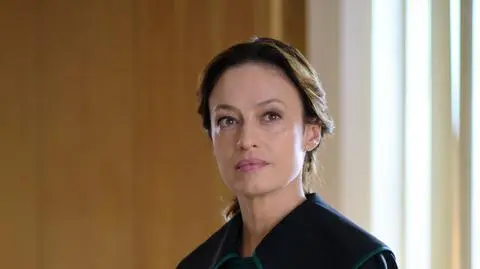 Tajemnica zawodowa: Julia (Magdalena Różczka)