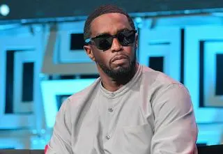 Serial dokumentalny "Mroczne życie P. Diddiego" w serwisie Max. Relacja znajomych i ofiar 