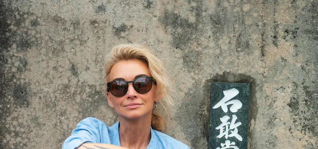 "Kobieta na krańcu świata". Zakulisowe ujęcia i sentymentalna podróż. Co zobaczyliśmy w finałowym odcinku 16. sezonu?