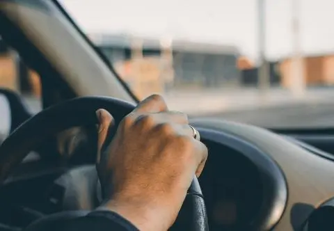 Gdzie najłatwiej, a gdzie najtrudniej zdać egzamin na prawo jazdy? Oto lista miast