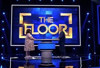 "The Floor" - pojedynek na kolory