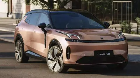 Lynk&Co 08 pobił rekord. Hybryda plug-in przejechała 293 km na samym prądzie