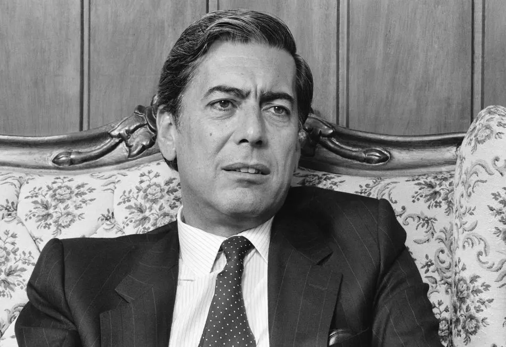 Mario Vargas Llosa nie żyje