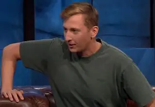 Piotrek Szumowski w programie "Kuba Wojewódzki". Stand-uper, podróżnik i autor – kim jest?